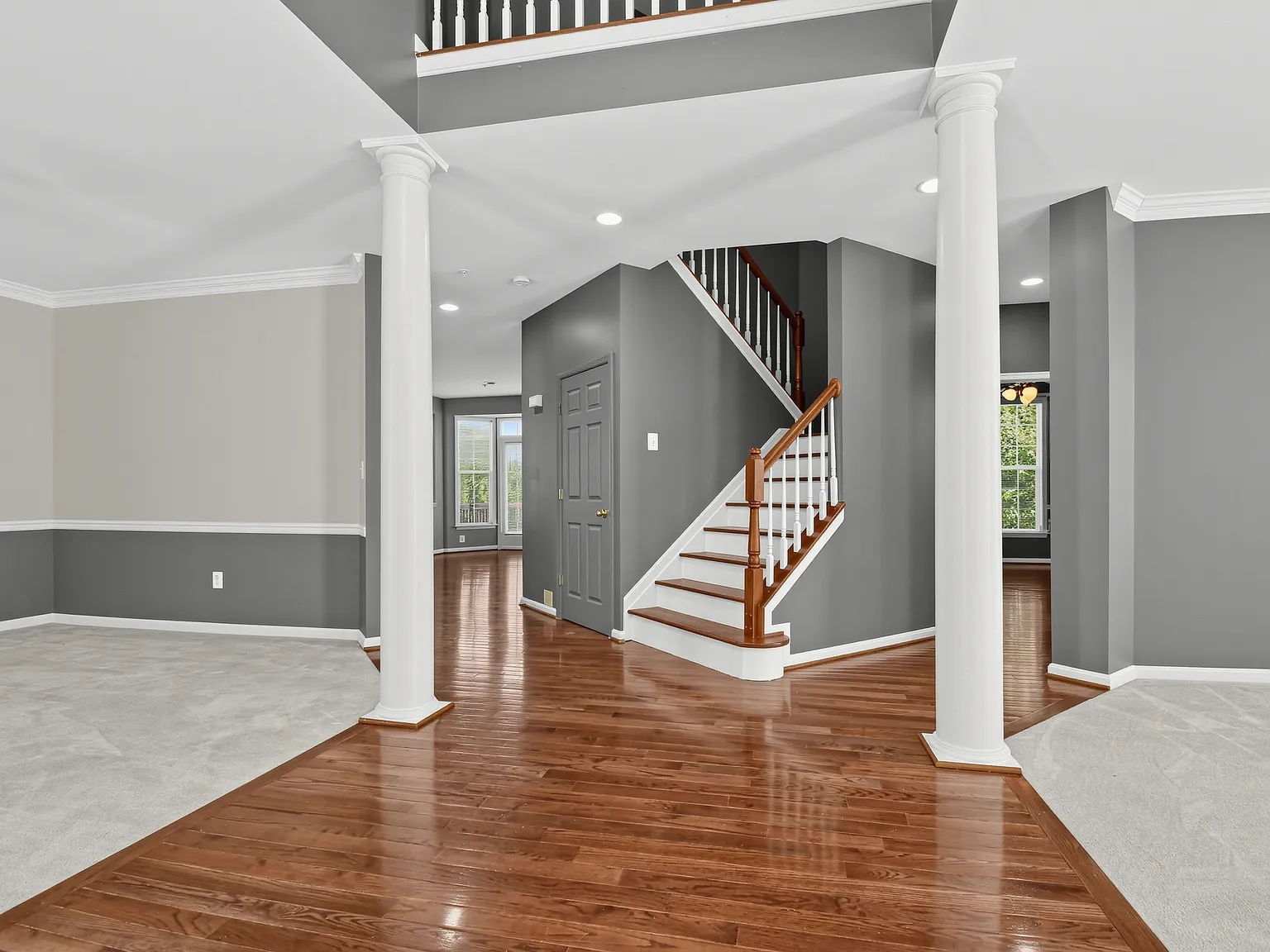 5 bed, 4.5 bath, 3600 sqft, $4,900 — Photo 2