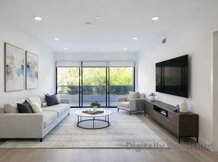 12012 Valleyheart Dr APT 102, Studio City, CA 91604