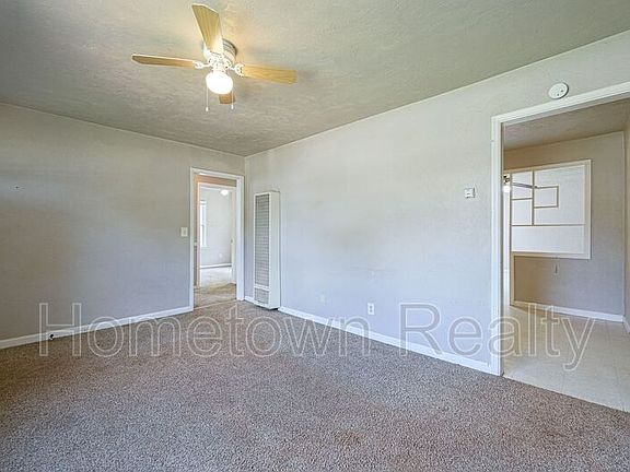 4th image of 4120 SE 43rd St