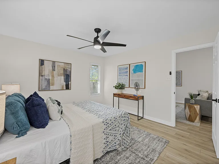 16043 Stoneham Cir — Photo 13