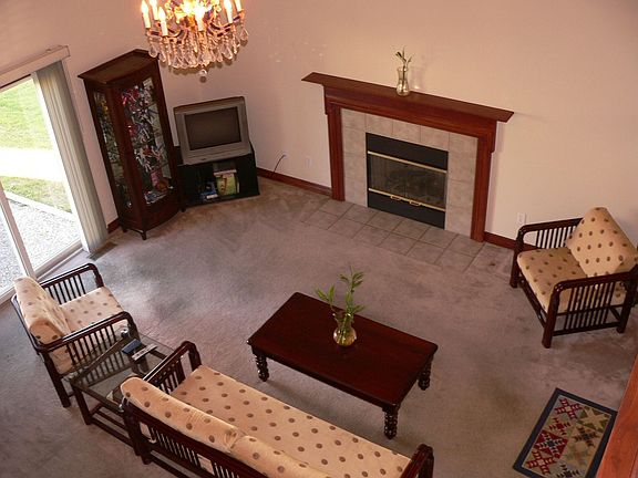 2nd image of 8830 Emerald Hill Dr