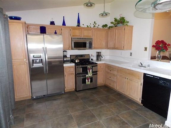 2nd image of 2415 Marsh Dr