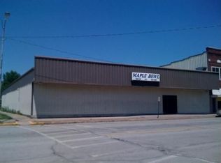 123 S Washington Ave, Columbus, KS 66725