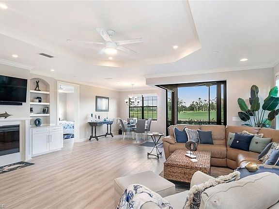 4th image of 8765 Bellano Ct #104