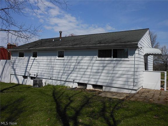 3rd image of 1632 Glenwood Dr