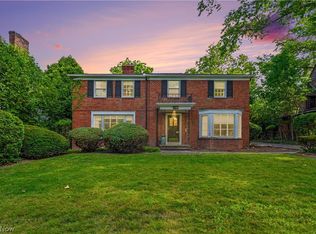 19909 Malvern Rd, Shaker Heights, OH 44122