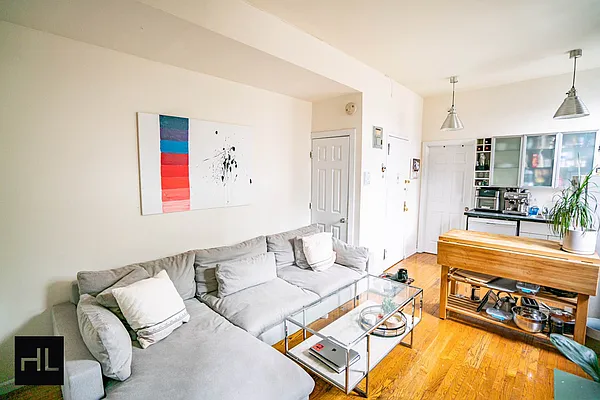 Rented by Highline Residential | media 18