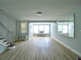 4147 Robbins St, Philadelphia, PA 19135