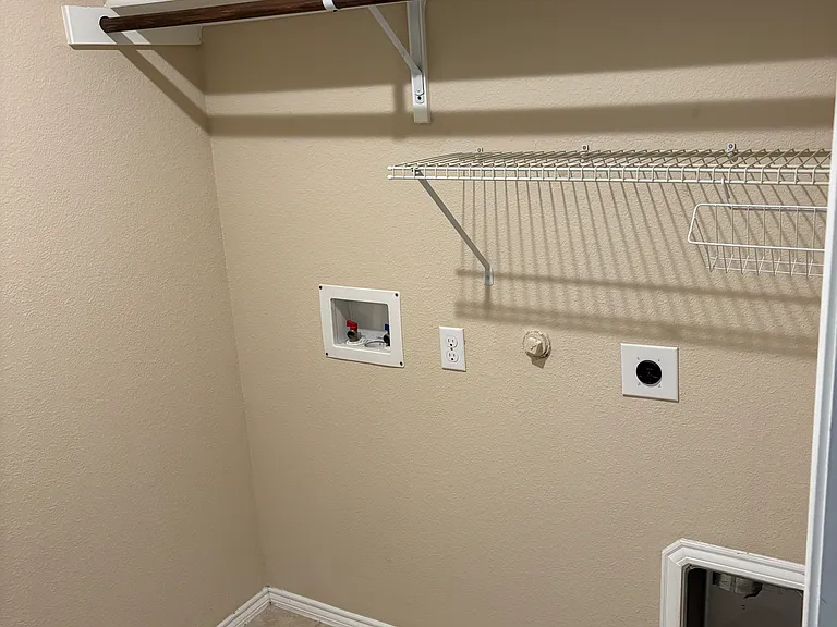 2047 Enchanted Rock Dr — Photo 18