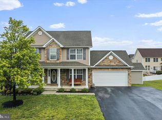 19 Balmoral Ln, Martinsburg, WV 25404