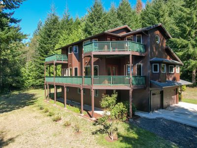 73495 Highway 101, North bend, OR, 97459