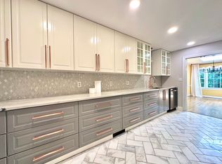 6353 Brampton Ct, Alexandria, VA 22304