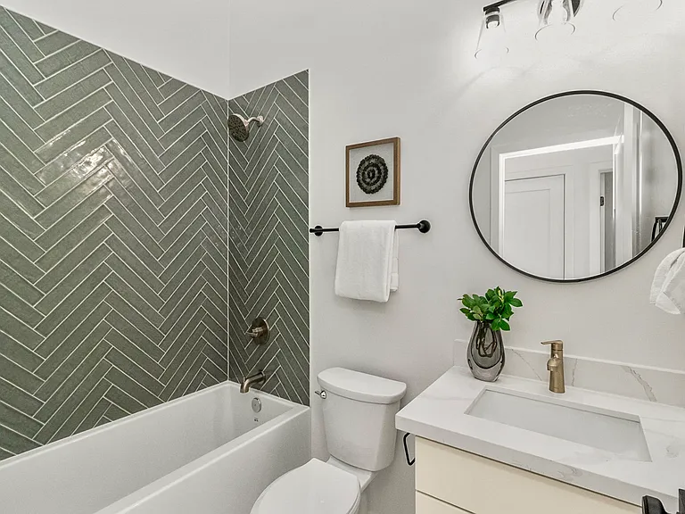 832 S Sullivan St — Photo 20