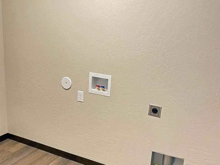 3879 N Abel Ln — Photo 11