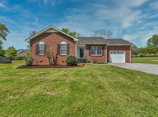 184 Honeysuckle Dr, White House, TN 37188