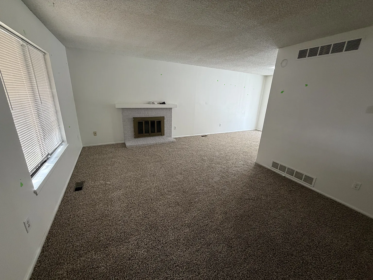 16747 E Mansfield Cir - - — Photo 2