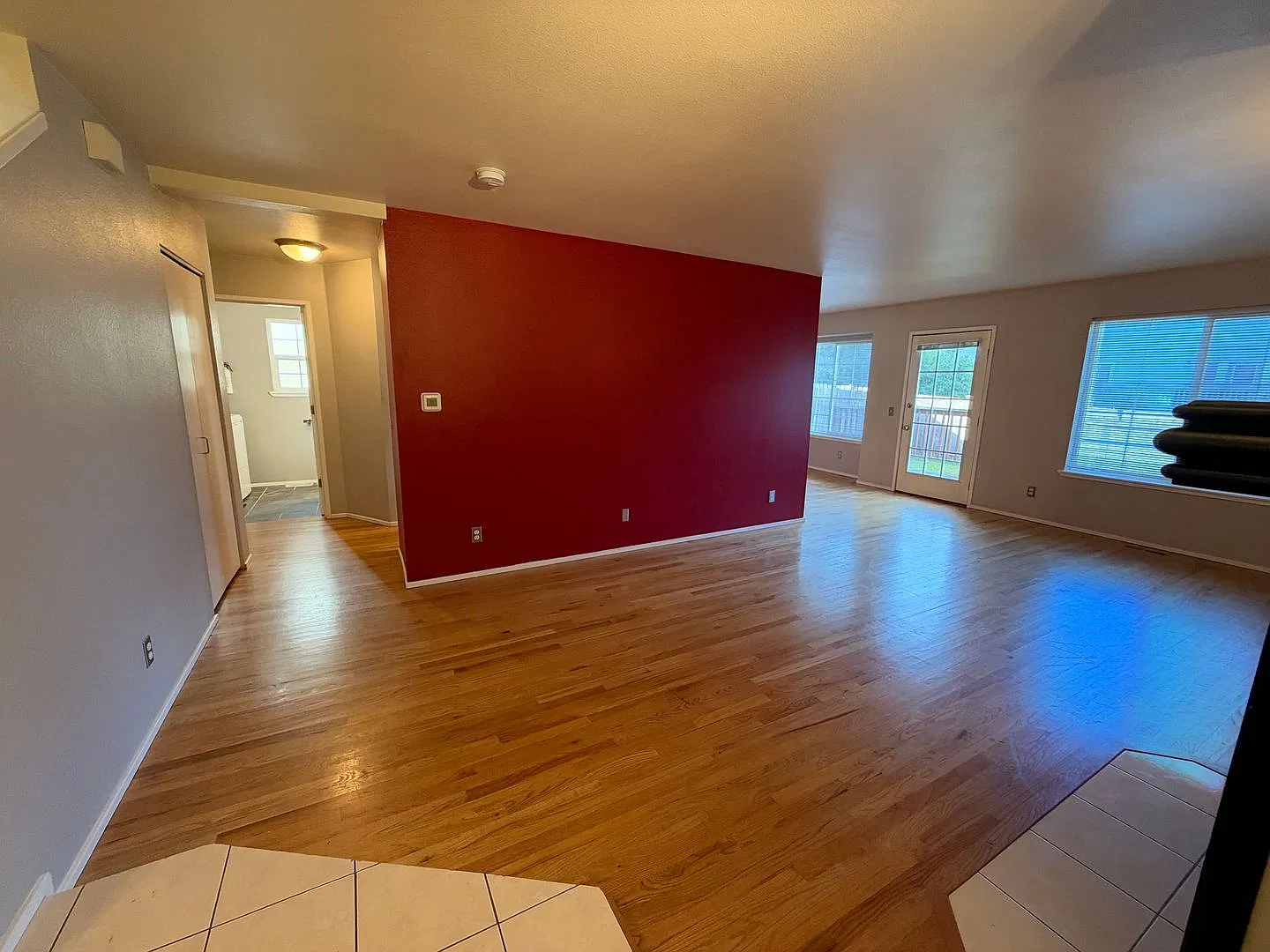 3 Bed 2.5 Bath Home in Bellingham with 2 Car Garage — Photo 3