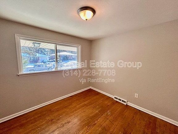 4th image of 8819 McNulty Dr