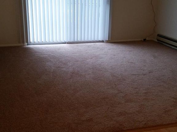 3rd image of 2621 W 61st Pl