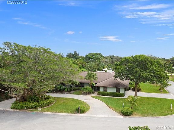 3rd image of 40 N River Rd