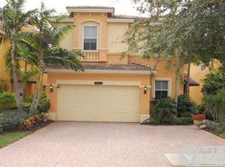 10117 N Golden Elm Dr, Estero, FL 33928
