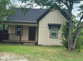 1115 Hanover St, Weatherford, TX 76086