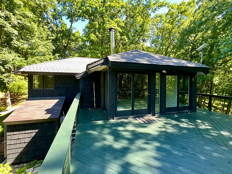 5900 Sylvan Rd — Photo 21
