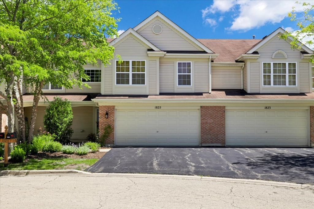 1825 Waverly Way, Montgomery, IL