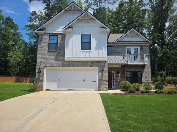3513 Palmer Falls Dr, Douglasville, GA 30135