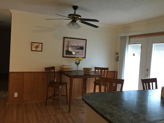 4th image of 438 Greenridge Cir