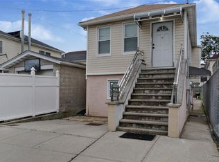 6940 Gouverneur Avenue, Arverne, NY 11692