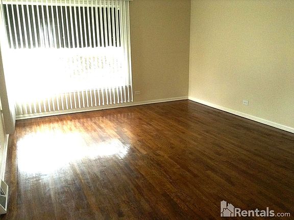 5th image of 3209 Woodworth Pl