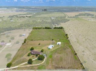 1439 Davis Ln, Terrell, TX 75160