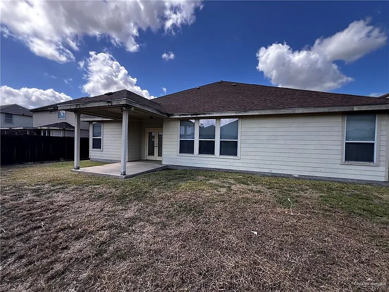 3303 San Sebastian St — Photo 27