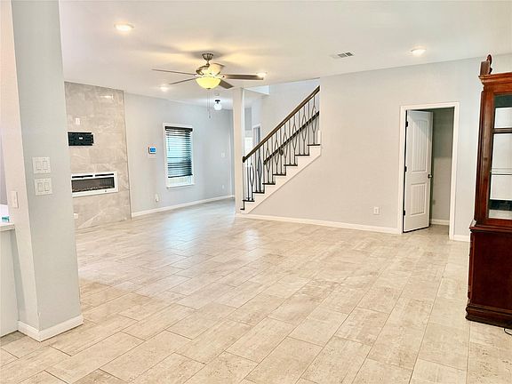 4th image of 17501 Deer Creek Dr