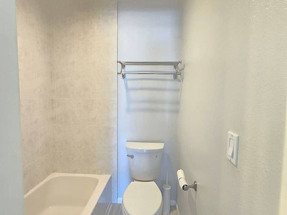 2nd image of 4408 Walnut St #4408