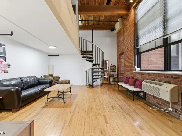 366-382 Trenton Ave #2F, Paterson City, NJ 07503