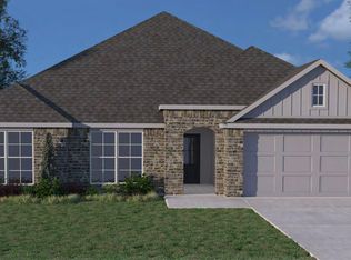 640 Griffiths Ct, Breaux Bridge, LA 70517