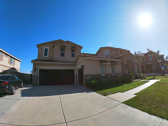 2nd image of 15073 Willow Wood Ln