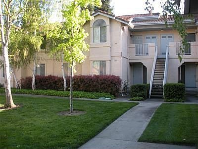 2nd image of 4623 Nicol Cmn APT 107