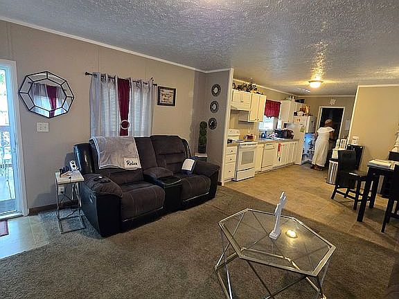 5th image of 8985 Normandy Blvd