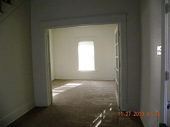2nd image of 6921 Agnes Ave