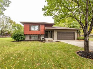 1932 23rd St S, Fargo, ND 58103