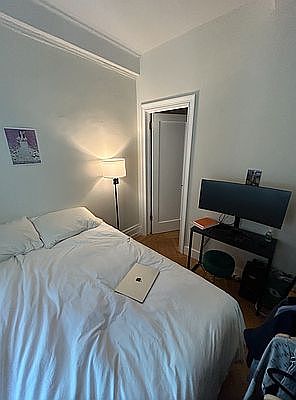 5th image of 105 W 55th St APT 9D