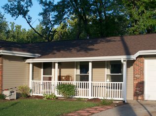 52 Concord Dr, Fairview Heights, IL 62208