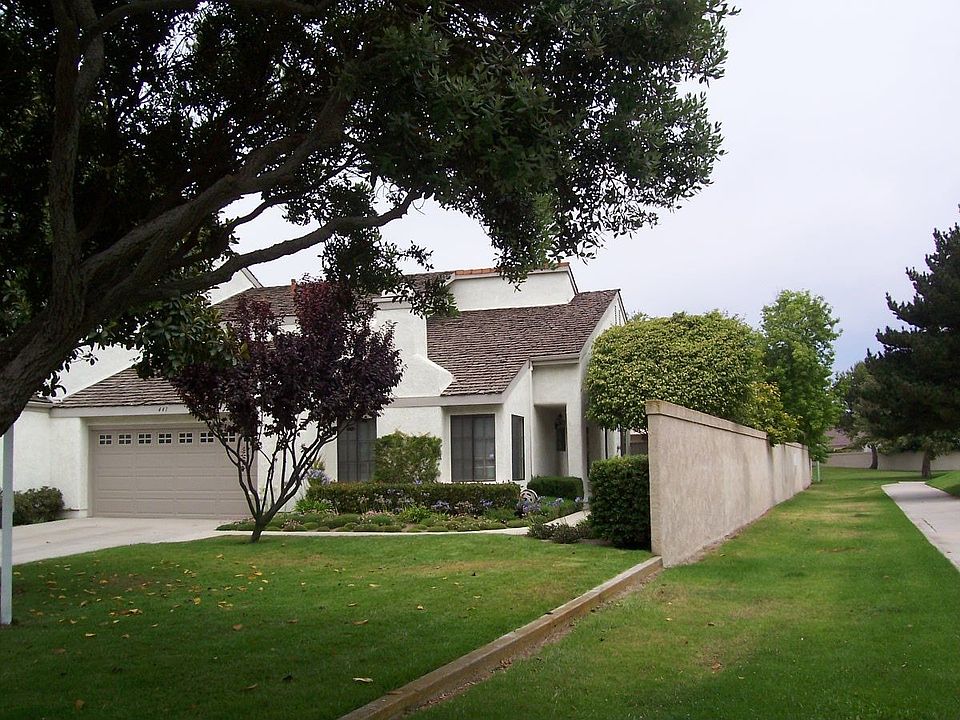 front of home on parkway