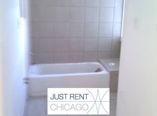 1418 E 67th Pl #1W, Chicago, IL 60637