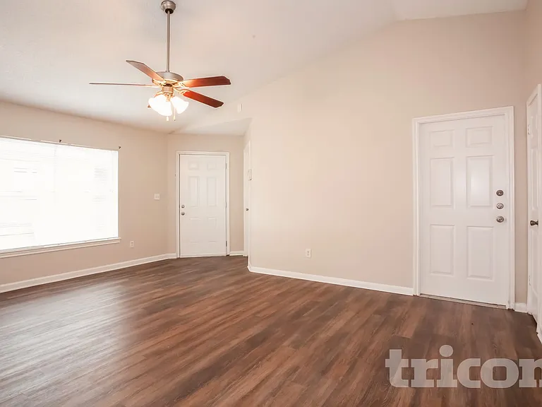 3110 Boynton Dr — Photo 3