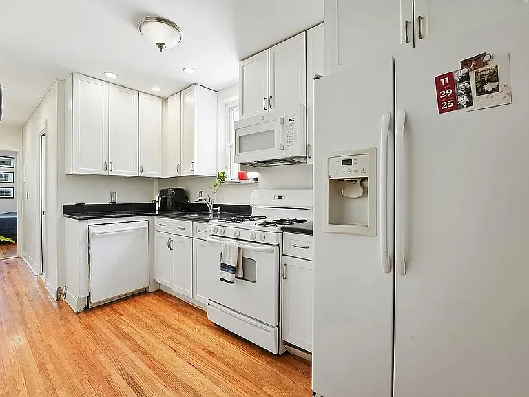79 Garden St #5 — Photo 4