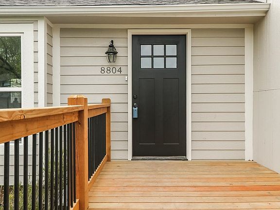 3rd image of 8804 W 95th Ter